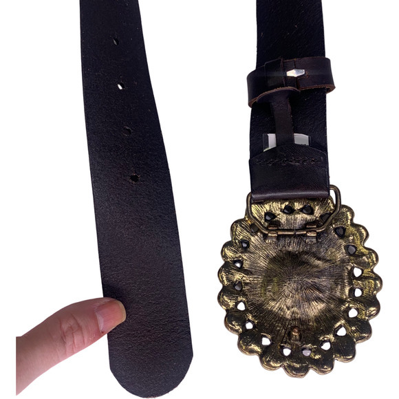 Dark Brown Genuine Leather Beaded Medallion Buckle Leather‎ Belt - Picture 4 of 9